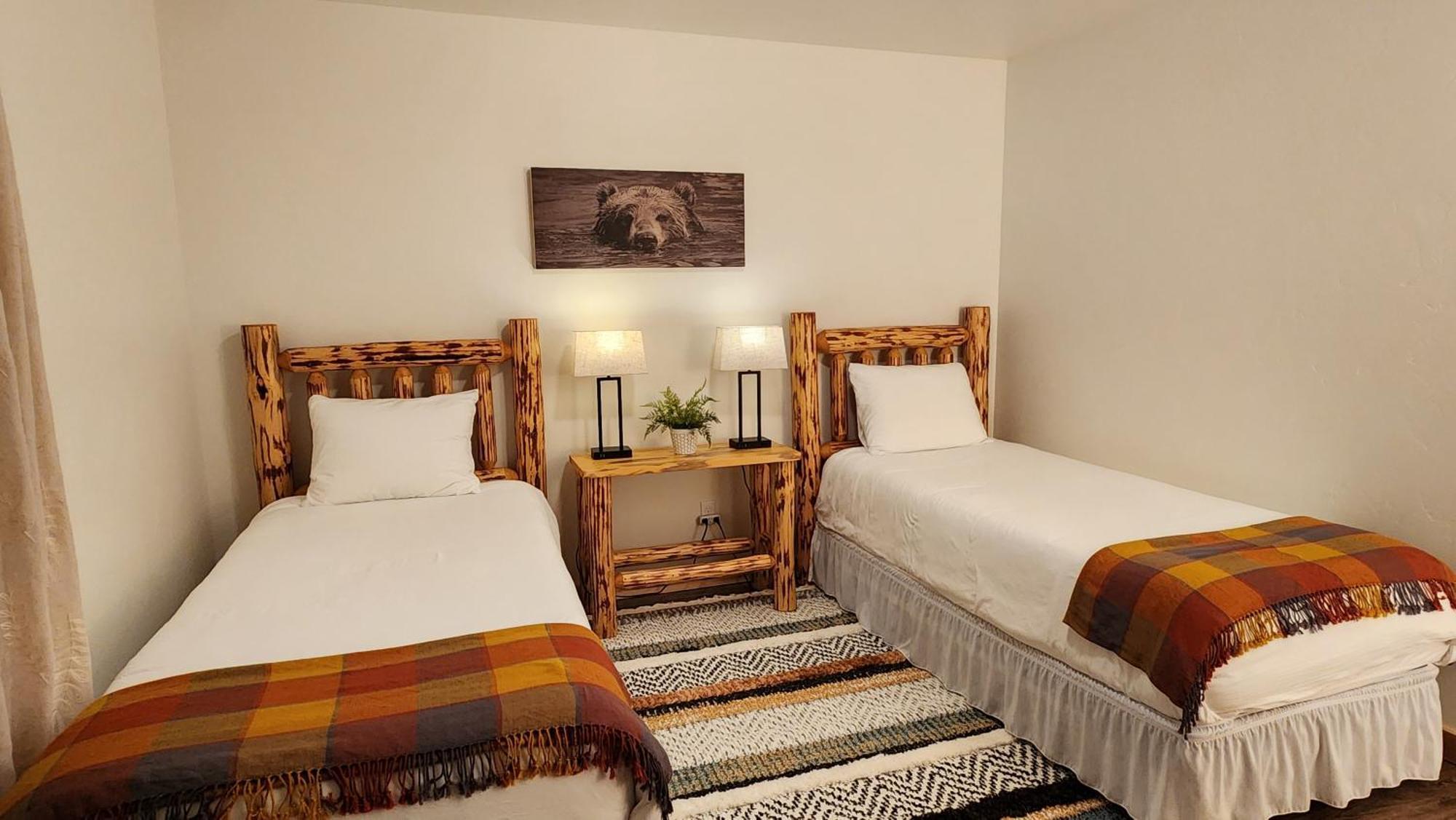 Beargrass Lodging & Rv Resort Hungry Horse エクステリア 写真